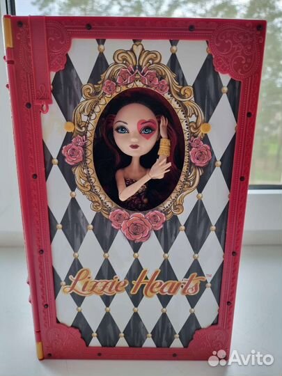 Игровой набор Ever After High Лиззи Хартс