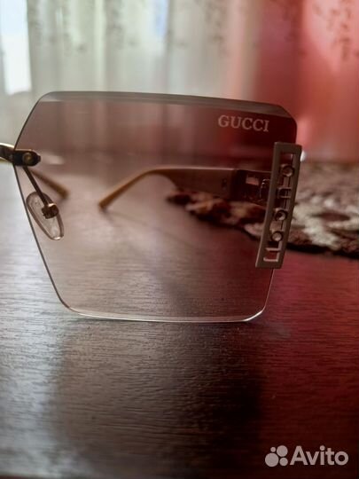 Солнцезащитные очки женские gucci