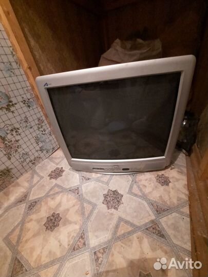 Телевизор JVC