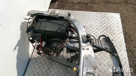 Передняя панель крепления облицовки (телевизор) op