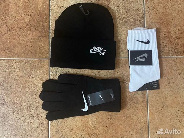 Комплект 3в1 Шапка и перчатки Nike