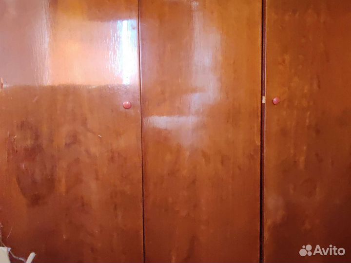 Шифонеры и шкафы бу