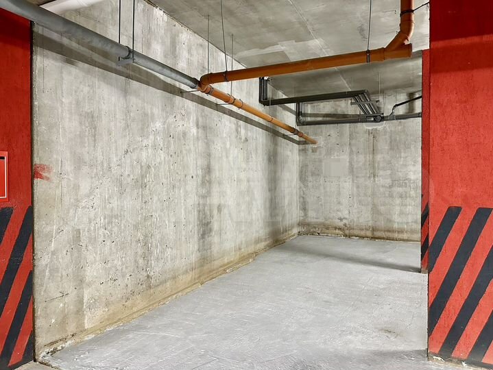 Машиноместо, 13 м²