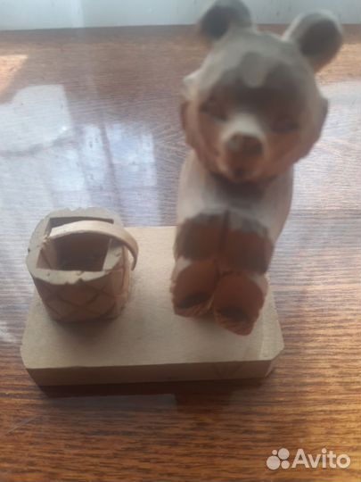 Игрушка из дерева