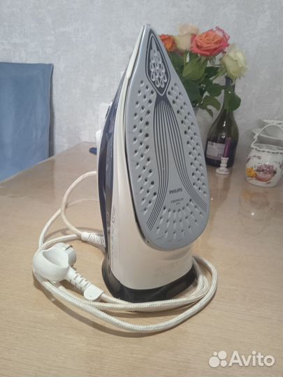 Утюг с парогенератором philips