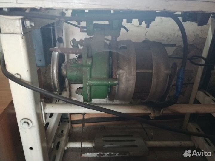 Швейная машина