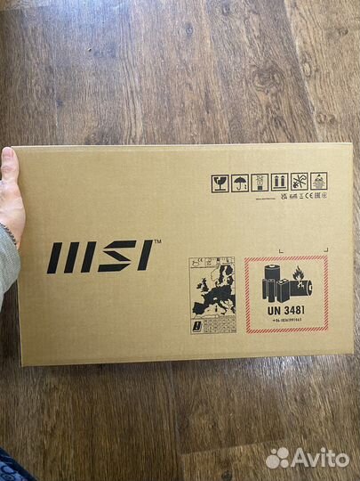 Новый MSI prestige 14 игровой ноутбук 100 sRGB