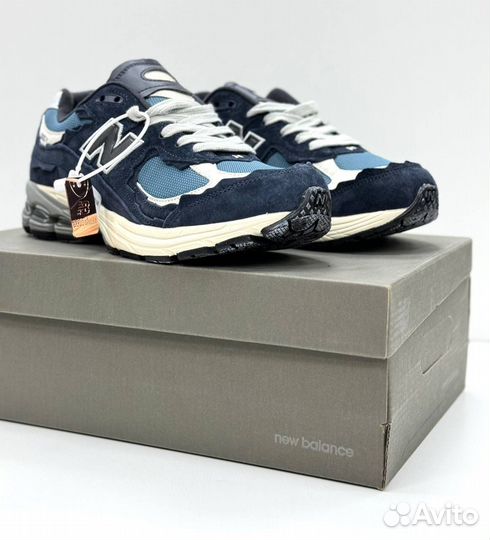 New Balance 2002r Dark Navy