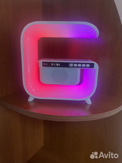 Беспроводная зарядка ночник