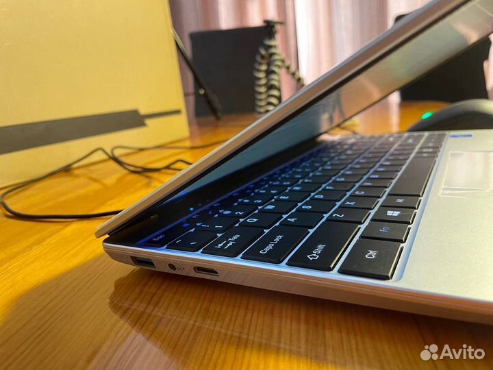 Ноутбук новый