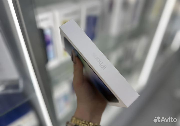 iPhone SE (2022), 128 ГБ