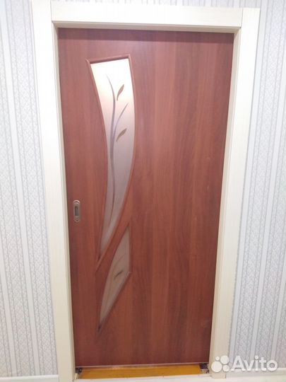 Межкомнатная дверь купе