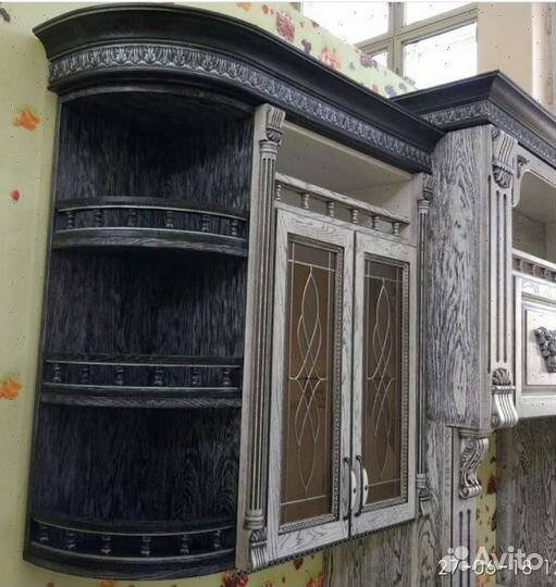 Кухонный гарнитур из массива дуба