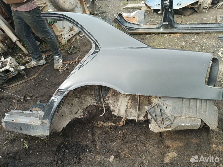Крыло заднее левое Mercedes Benz W202 1993-2000 г