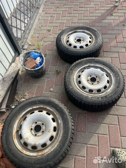 Hankook Winter I'Pike 195/65 R15