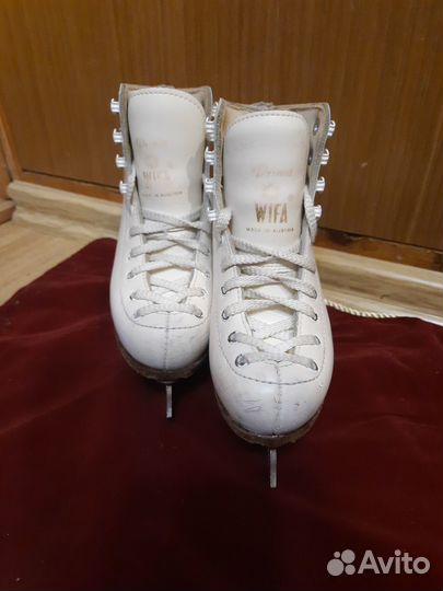 Коньки фигурные Wifa 28р.LL