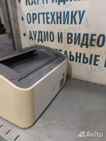 Принтер лазерный Canon LBP2900 цена 3200