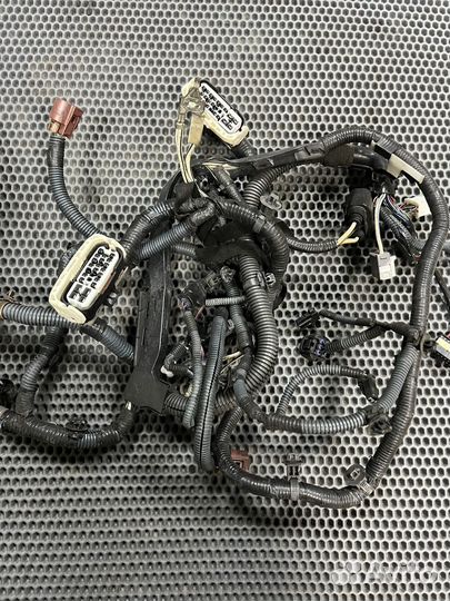 Коса фар Lexus is 250/350