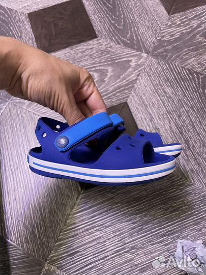 Сандали crocs c7