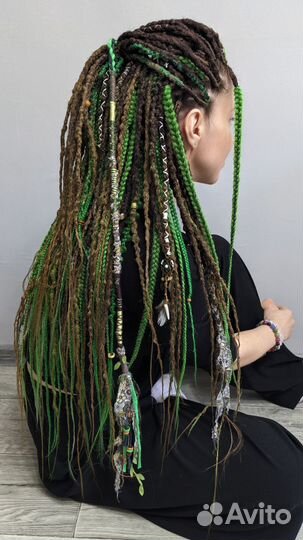 Плетение афрокос, сенегалов, дредов