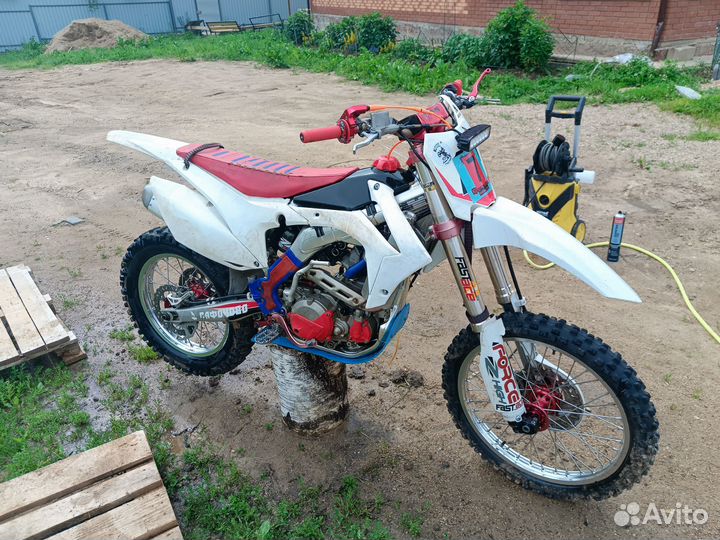 Wrx 250