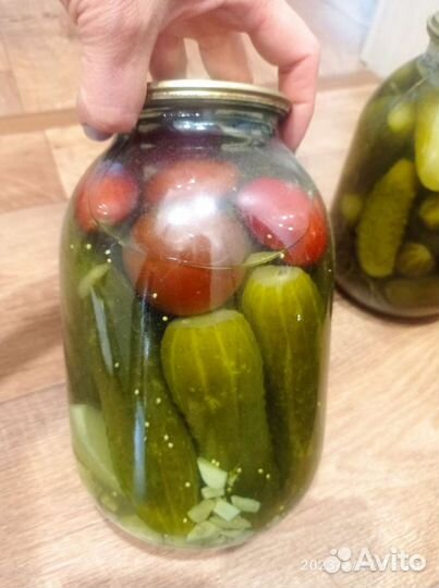 Соленые помидоры и огурцы, компоты