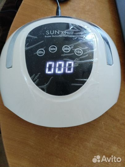 Новая лампа для маникюра уф