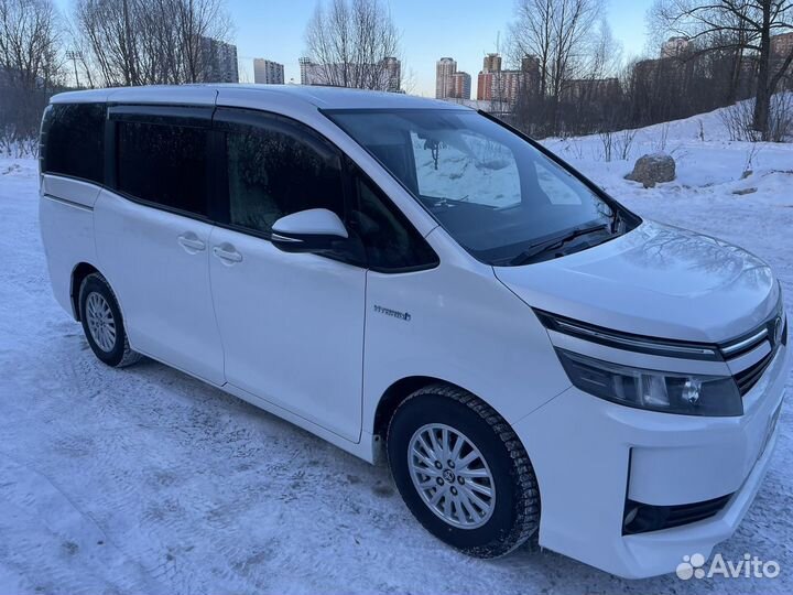 Toyota Voxy 1.8 CVT, 2014, 170 000 км