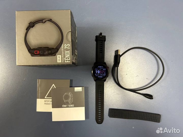 Garmin Fenix 7s Solar в идеальном состоянии