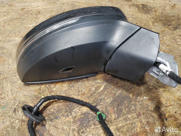 Зеркало наружное правое Volkswagen Touareg 3 2019