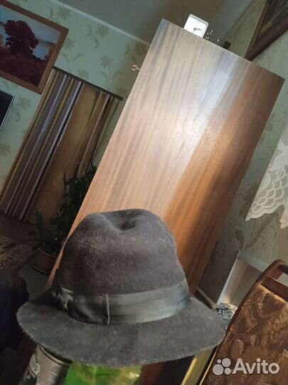 Шляпа черная