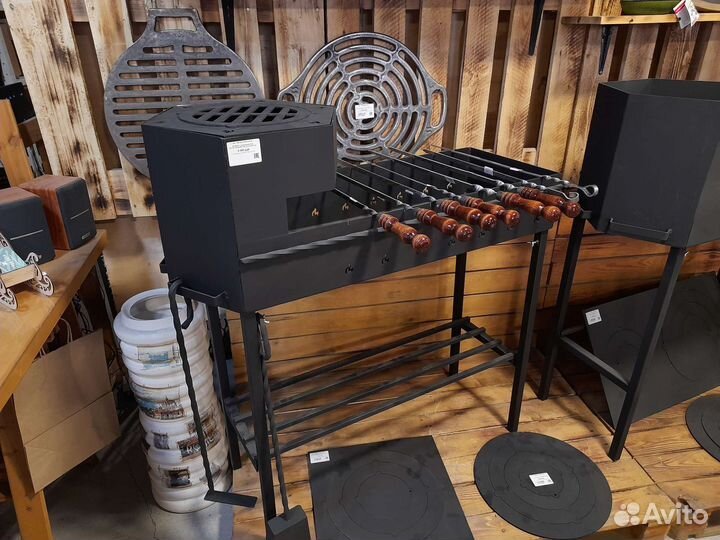 Мангал с подказанником люкс