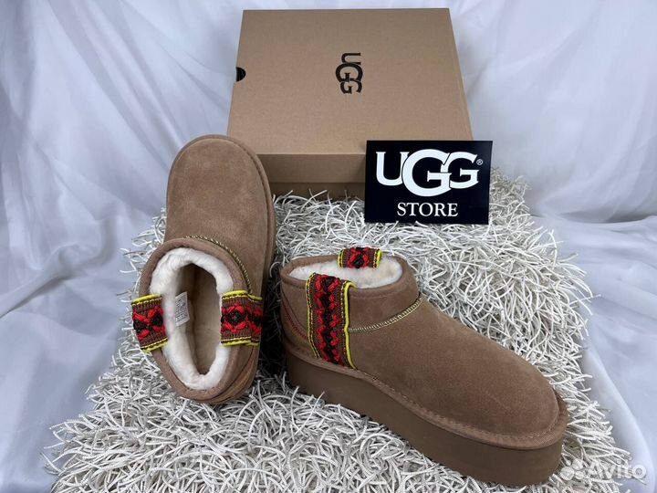 Сапогие UGG classic ultra mini braid plat boot che