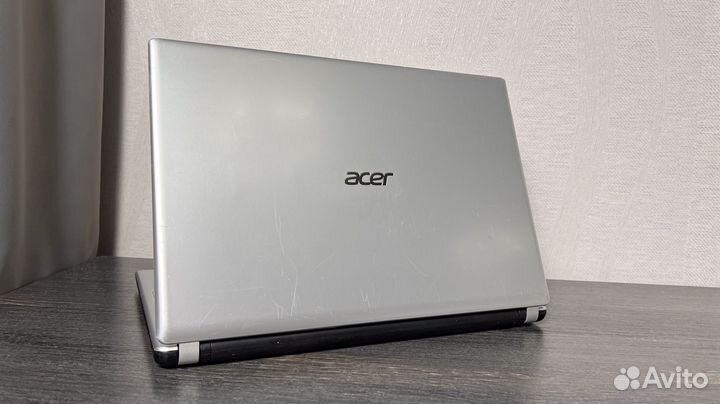 Ноутбук Acer 14.1/сенсорный/ram 4gb/SSD новый/офис