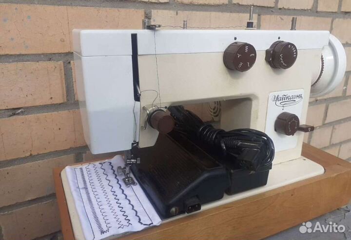 Швейная машинка чайка143