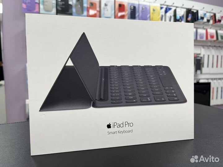 Чехол-клавиатура Apple iPad Pro 9.7 Smart Keyboard