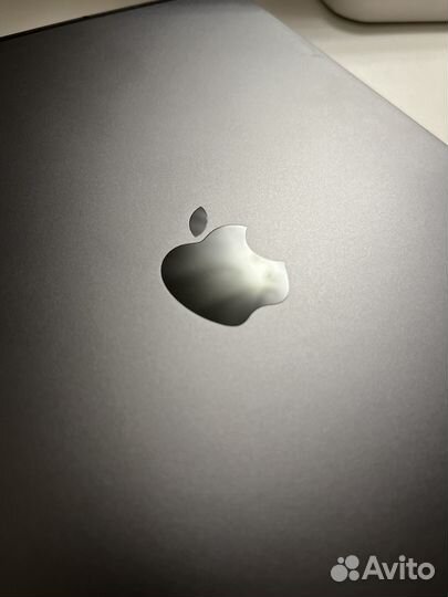 iPad Pro 11 2018 + Smart Folio