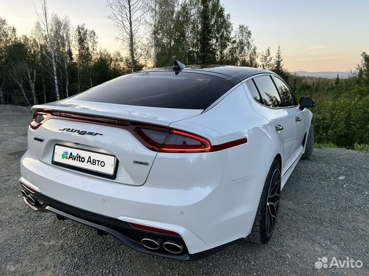 Kia Stinger 2.0 AT, 2018, 91 000 км