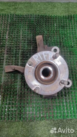 Кулак передний правый Ford Fiesta (CB1) 2009