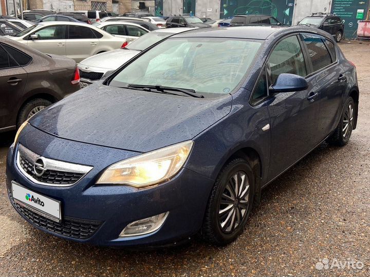 Opel Astra 1.6 МТ, 2012, 133 500 км