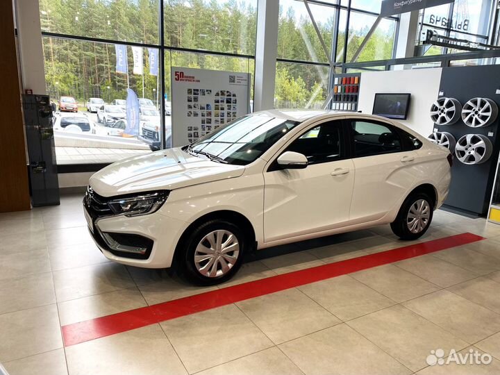 LADA Vesta 1.8 CVT, 2023