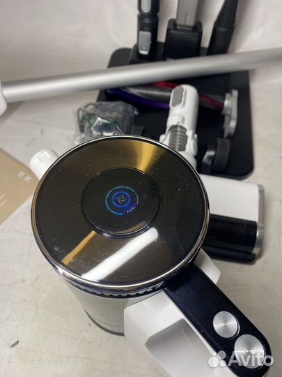 Вертикальный пылесос