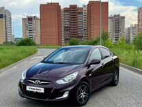 Hyundai Solaris 1.4 MT, 2011, 207 795 км, с пробегом, цена 640 000 руб.
