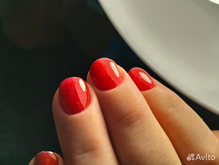 Модель на маникюр