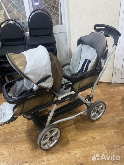 Коляска для двойни или погодок peg perego duette