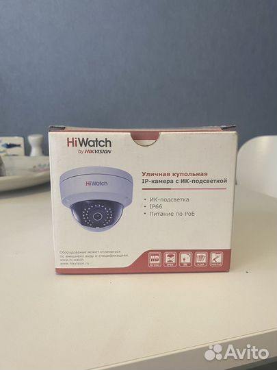 Камера видеонаблюдения купольная HiWatch DS-I122