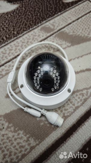 IP Камера купольная Hiwatch DS-N211