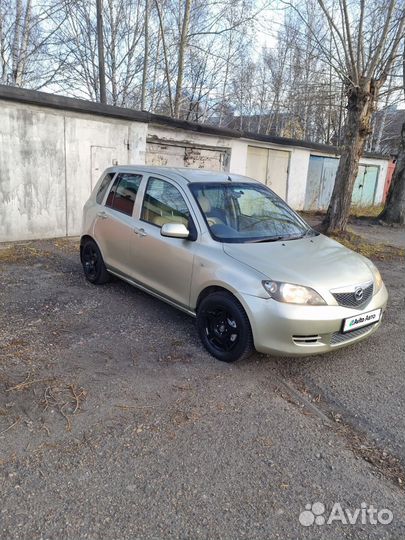 Mazda Demio 1.3 AT, 2002, 217 000 км