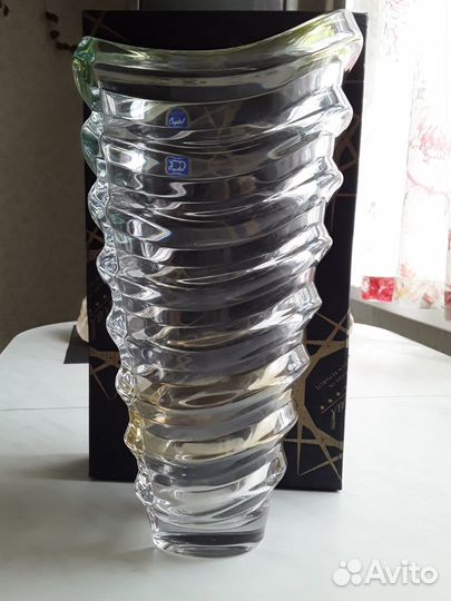 Ваза для цветов, стаканы