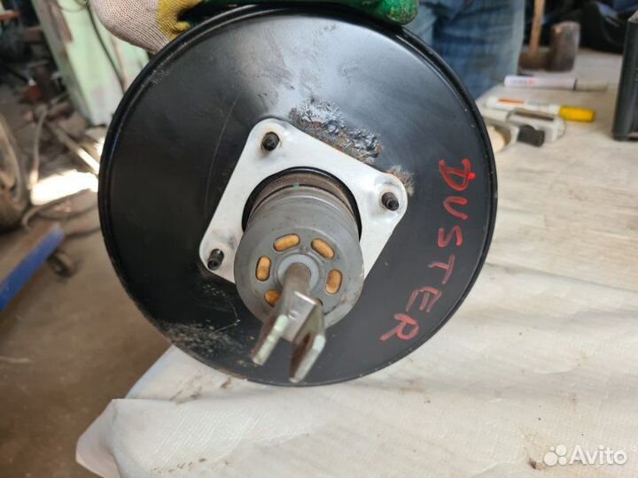 Вакуумный усилитель тормозов Renault Duster 2012